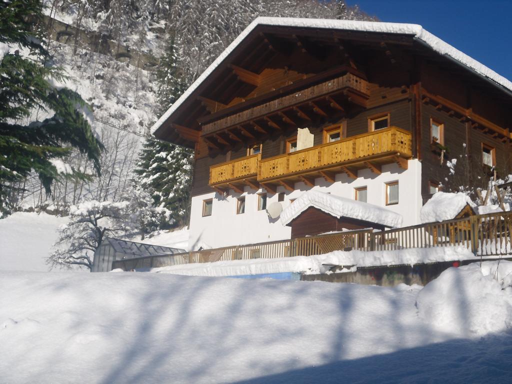Haus Benedikt Heiligenblut Exterior foto
